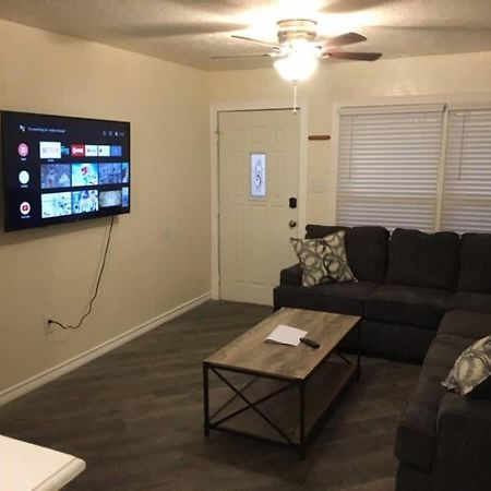 3Bedroom Home Near Fort Sill ロートン エクステリア 写真