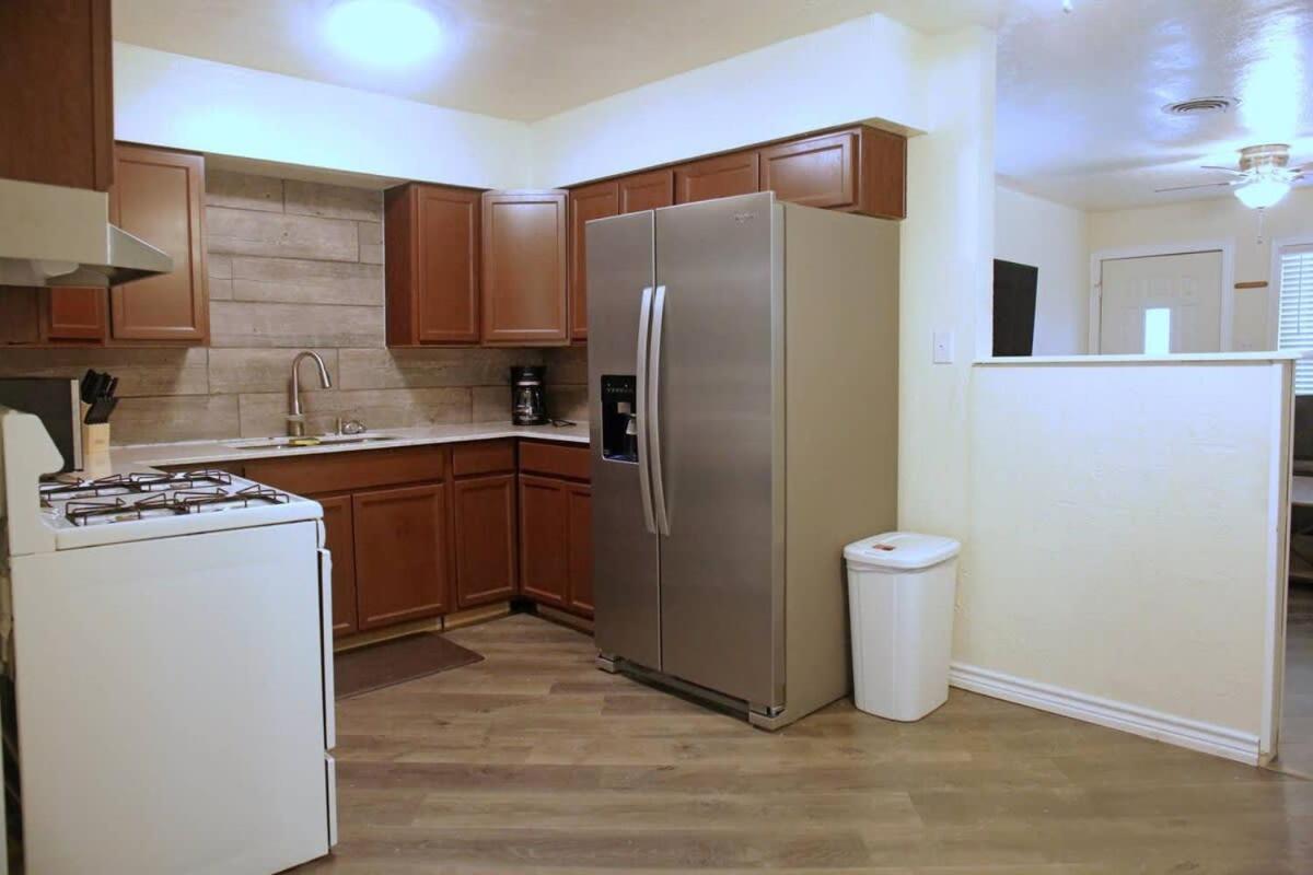 3Bedroom Home Near Fort Sill ロートン エクステリア 写真